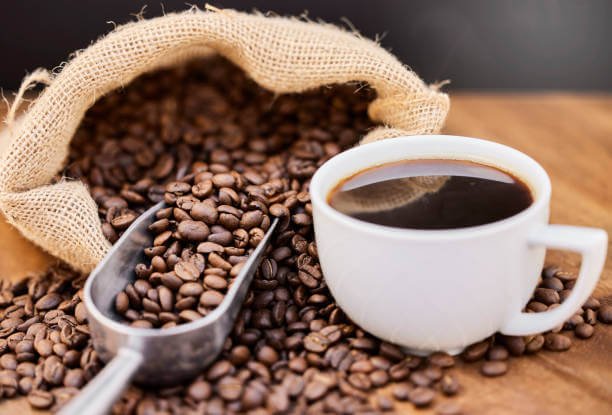 ماذا يحدث اذا شربت القهوة على معدة فارغة؟